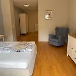 Gemuetlich Und Ruhig Im Herzen Der Dresdner Neustadt Apartament Drezno